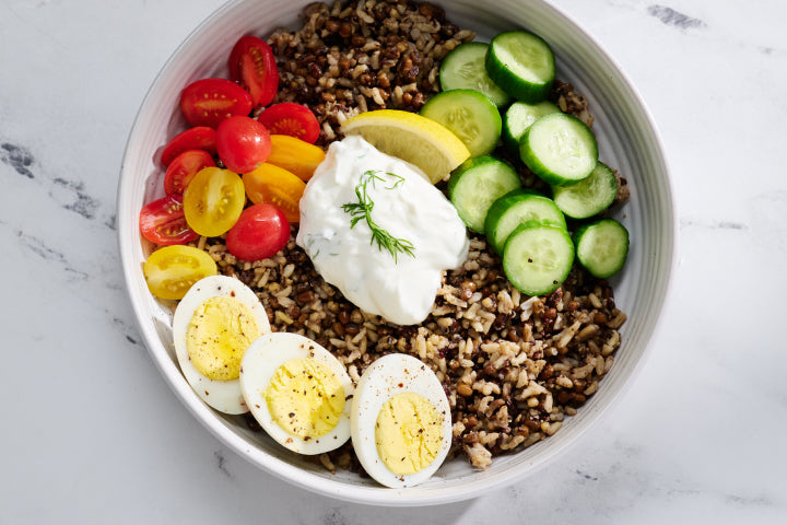 Photo showing a healthy, nutrient-packed quinoa bowl. In addition to post surgery supplements, Sulinu offers post surgery meal plans designed to support wound healing after surgery.